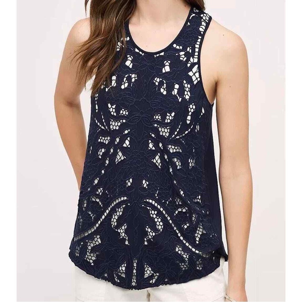 Anthropologie Akemi + Kin filigree lace tank top Navy Size small